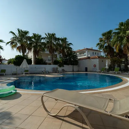 Royal Seaside Apartment Protaras