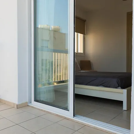Royal Seaside Apartment